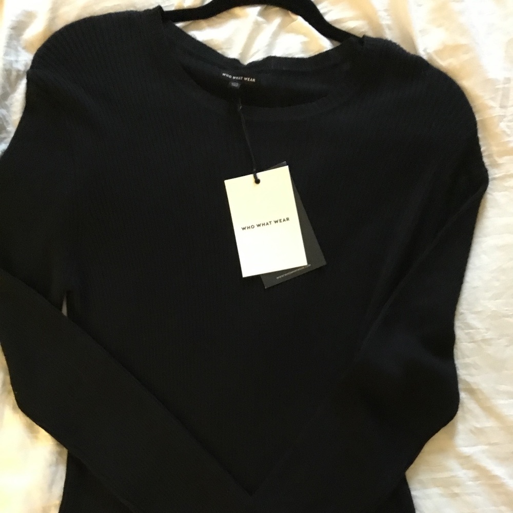 Black Thinner weight Sweater.